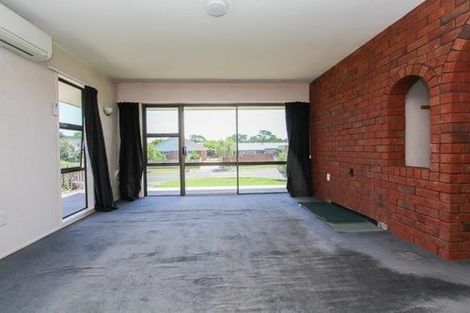 Photo of property in 22 Knightsbridge Place, Dinsdale, Hamilton, 3204