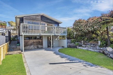 Photo of property in 16a Fincham Road, Raumati Beach, Paraparaumu, 5032