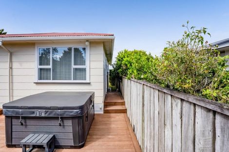 Photo of property in 1163 Devon Road, Bell Block, New Plymouth, 4373