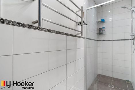 Photo of property in 328 Great South Road, Opaheke, Papakura, 2113