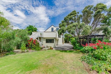 Photo of property in 21 Ocean Road, Paraparaumu Beach, Paraparaumu, 5032