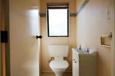 Photo of property in 67 Burswood Drive, Burswood, Auckland, 2013