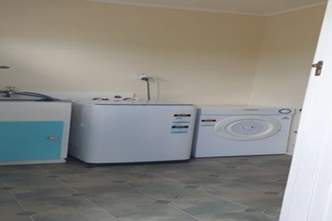 Photo of property in 20 Gibson Place, Patea, 4520