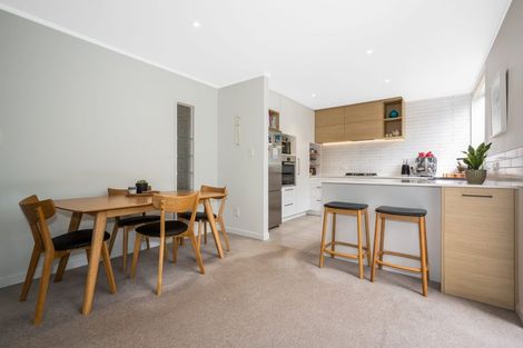 Photo of property in 6/354 Muritai Road, Eastbourne, Lower Hutt, 5013