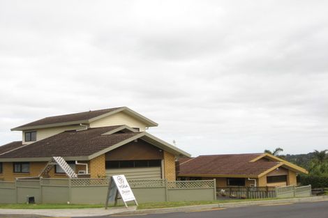 Photo of property in 1 Cape Vista Crescent, Pukekohe, 2120