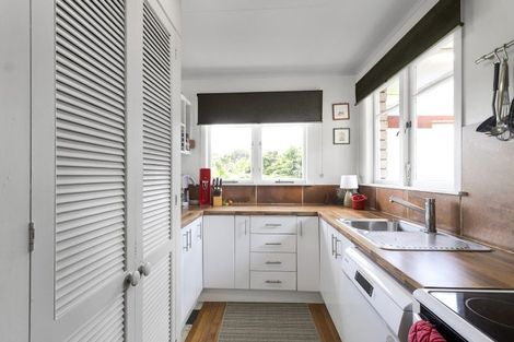 Photo of property in 60 Lytton Road, Riverdale, Gisborne, 4010