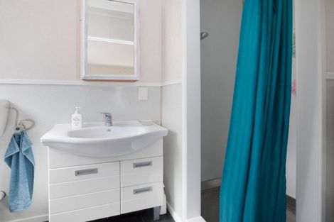 Photo of property in 42 Fyvie Avenue, Tawa, Wellington, 5028