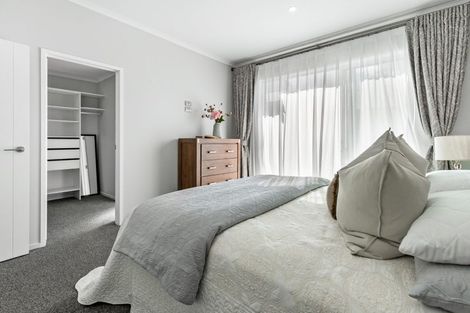 Photo of property in 5 Aro Mato Place, Huapai, Kumeu, 0810