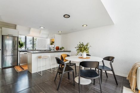 Photo of property in 2/47 Jervois Road, Ponsonby, Auckland, 1011