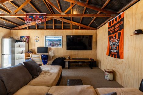 Photo of property in 43 Ryan Crescent, Greenmeadows, Napier, 4112