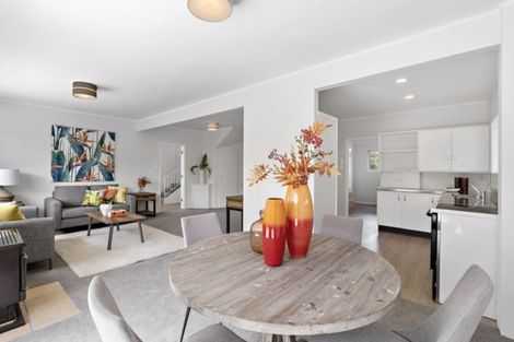 Photo of property in 12 Stanmore Bay Road, Stanmore Bay, Whangaparaoa, 0932