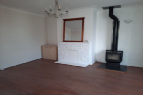 Photo of property in 321 Glenfield Road, Glenfield, Auckland, 0629