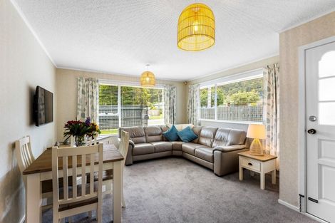 Photo of property in 144a Rata Street, Naenae, Lower Hutt, 5011