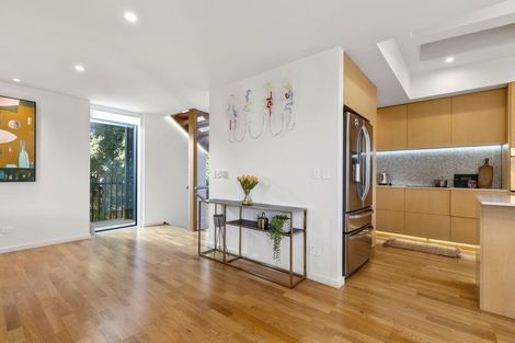 Photo of property in 58c Potter Avenue, Northcote, Auckland, 0627