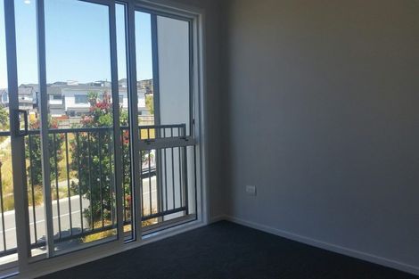 Photo of property in 2b Makura Road, Long Bay, Auckland, 0630