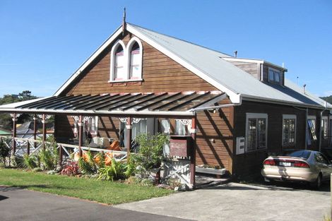 Photo of property in 17 Stanley Street, Berhampore, Wellington, 6023