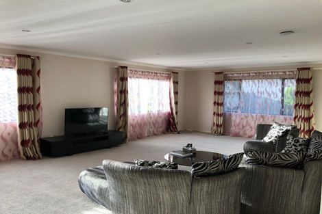 Photo of property in 32 Clavoy Place, East Tamaki, Auckland, 2016