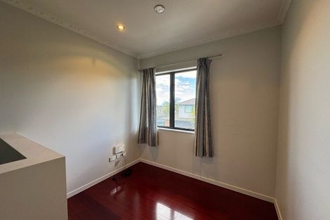 Photo of property in 14a Saralee Drive, Manurewa, Auckland, 2105