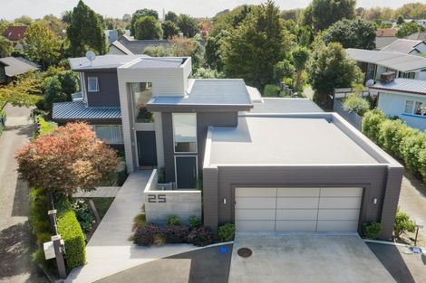 Photo of property in 25 Trent Avenue, Hokowhitu, Palmerston North, 4410