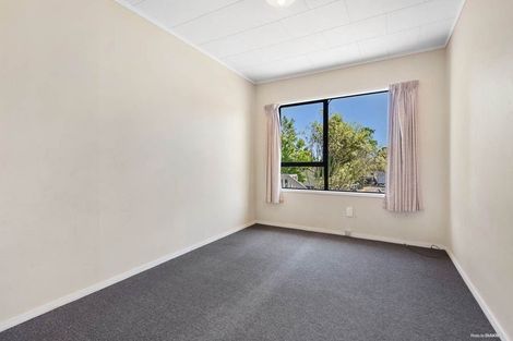 Photo of property in 139 Moire Road, West Harbour, Auckland, 0618