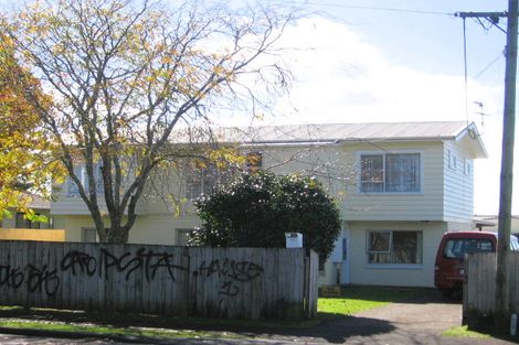 Photo of property in 35 Garelja Road, Henderson, Auckland, 0612
