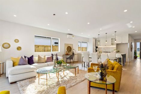 Photo of property in 87 Vinistra Road, Kumeu, 0810