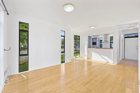 Photo of property in 105/2 Armoy Drive, East Tamaki, Auckland, 2016
