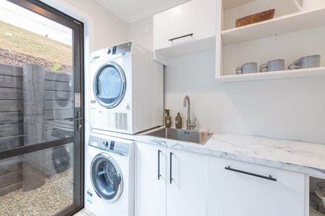 Photo of property in 24 Genia Drive, Wakefield, 7025