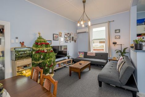 Photo of property in 123 Cambridge Street, Levin, 5510