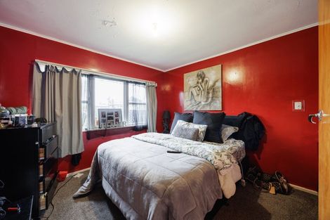 Photo of property in 96 Flaxmere Avenue, Flaxmere, Hastings, 4120