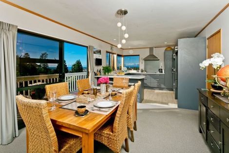 Photo of property in 2/112 Arran Road, Browns Bay, Auckland, 0630