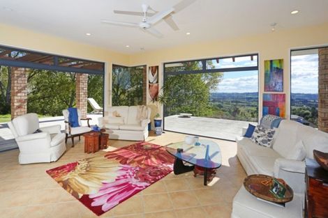 Photo of property in 96 Awanui Rise, Papakura, 2582