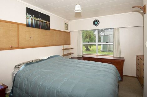 Photo of property in 18 Coates Avenue, Baylys Beach, Dargaville, 0377