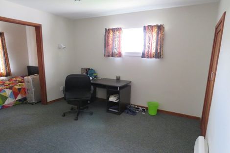 Photo of property in 52 Waimairi Road, Upper Riccarton, Christchurch, 8041