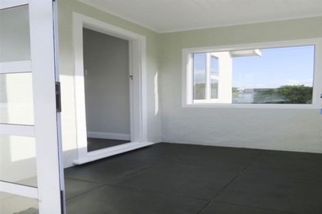 Photo of property in 24 Robertson Street, Gore, 9710