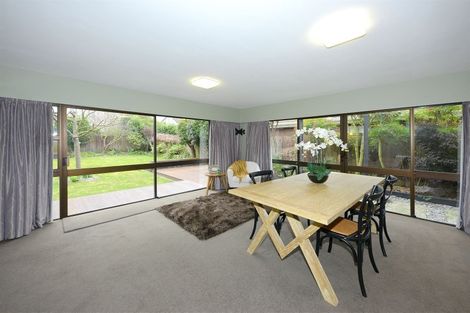 Photo of property in 35 Corfe Street, Ilam, Christchurch, 8041
