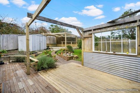 Photo of property in 4 Brian Crescent, Stanmore Bay, Whangaparaoa, 0932