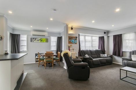 Photo of property in 3 Poole Crescent, Wainuiomata, Lower Hutt, 5014