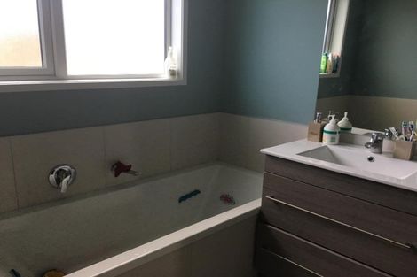 Photo of property in 76 Discovery Drive, Whitby, Porirua, 5024