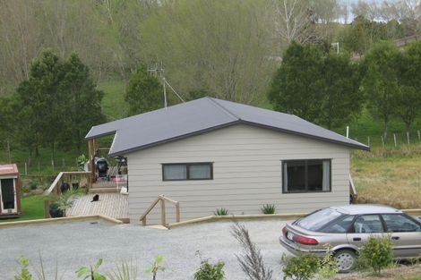 Photo of property in 23 Settlement Road, Kaiwaka, 0573