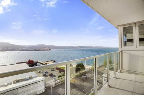 Photo of property in Dorchester Apartments, 144 Oriental Parade, Oriental Bay, Wellington, 6011