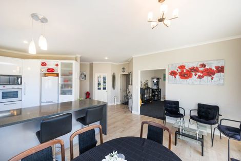 Photo of property in 29 Clearview Drive, Milson, Palmerston North, 4414