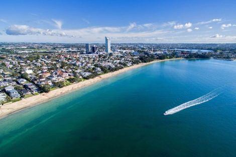 Photo of property in Frank Sargeson Apts, 502/80 Anzac Street, Takapuna, Auckland, 0622