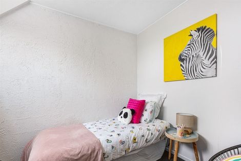 Photo of property in 9/31 Mana Avenue, Titahi Bay, Porirua, 5022