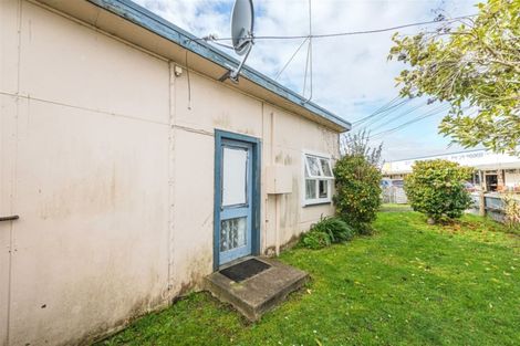 Photo of property in 64 Tawa Street, Gonville, Whanganui, 4501