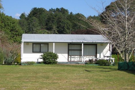 Photo of property in 52 Captain Cook Road, Cooks Beach, Whitianga, 3591