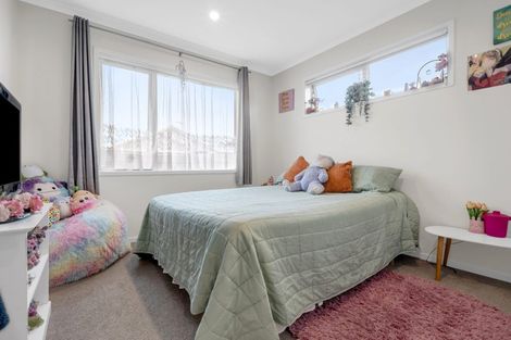 Photo of property in 28 Rainsford Road, Pukekohe, 2120