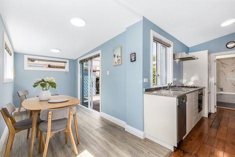 Photo of property in 387 Muritai Road, Eastbourne, Lower Hutt, 5013