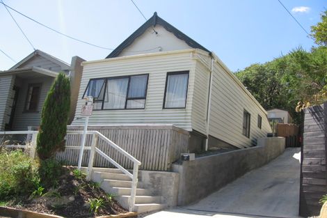 Photo of property in 17 Stafford Street, Mount Victoria, Wellington, 6011
