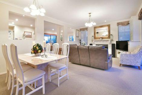 Photo of property in 6 Melandra Road, Stanmore Bay, Whangaparaoa, 0932